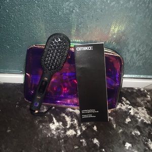 Amika Polished Perfection Mini Straightening Brush